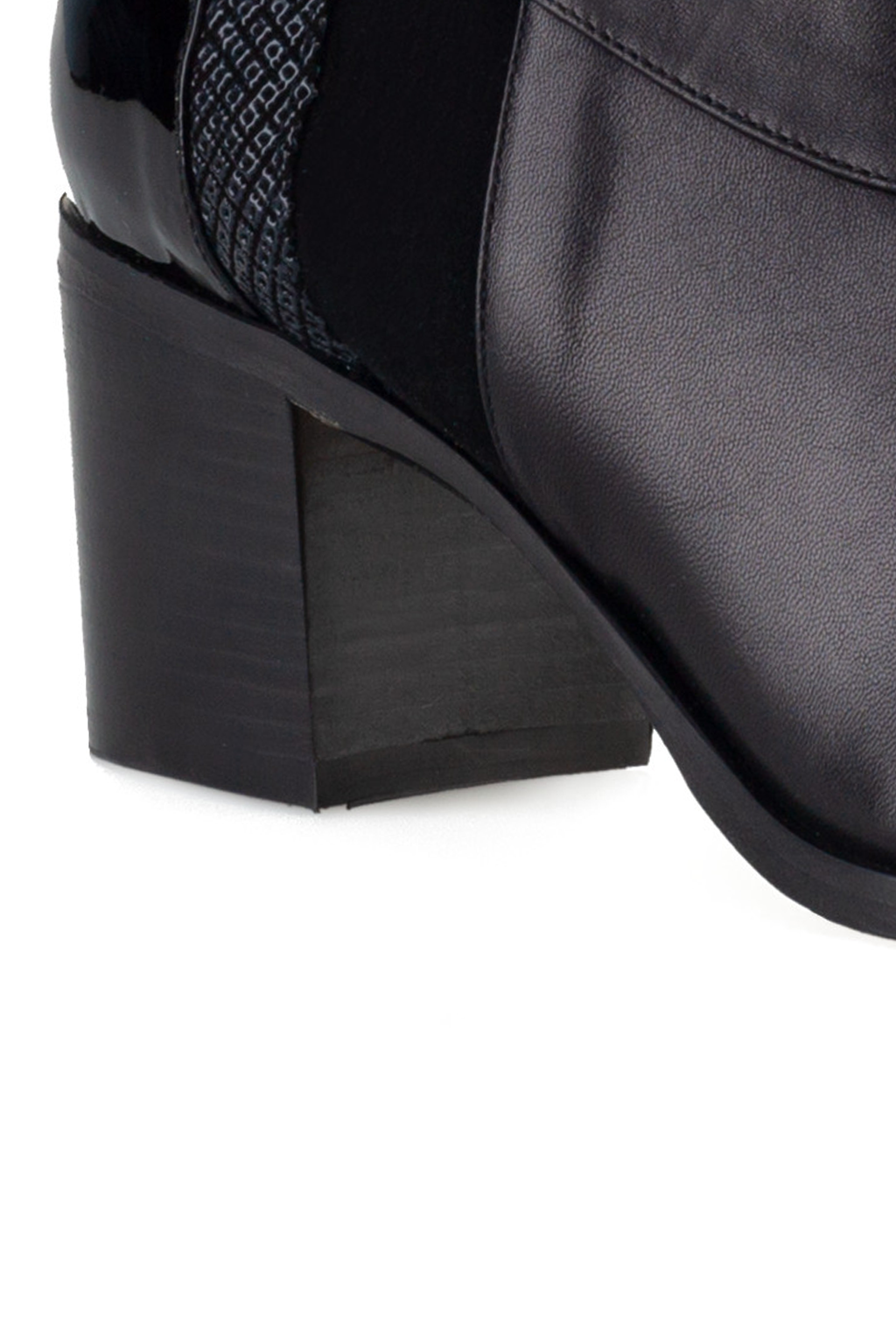 Botim Black Structured Signature