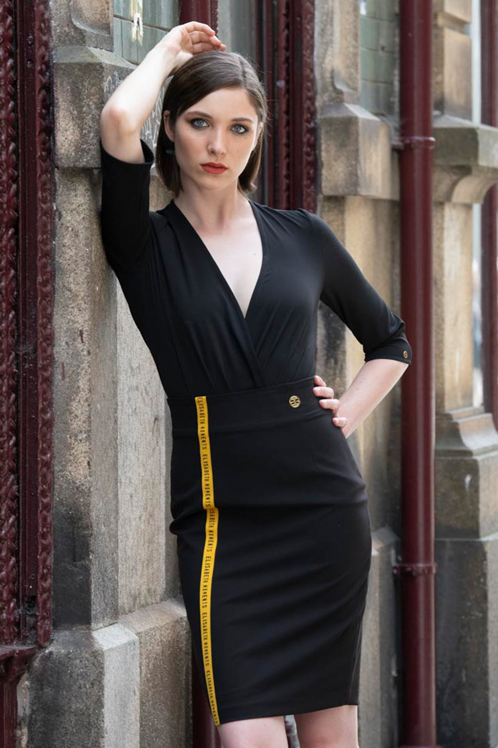 Saia Signature Black & Golden Touch